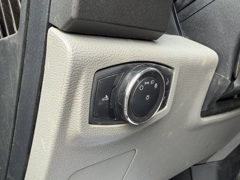 Used 2019 Ford F350 XL w/ Power Equipment Group AWD/4WD image 25