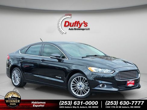 Used 2013 Ford Fusion SE FWD image 1