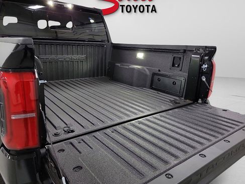 New 2026 Toyota Tacoma TRD Off-Road w/ TRD Off Road Premium Package AWD/4WD image 7