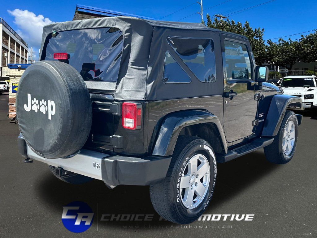 Used 2012 Jeep Wrangler Sahara w/ Connectivity Group AWD/4WD image 8