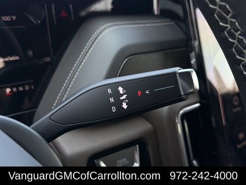 New 2026 GMC Yukon XL Denali Ultimate AWD/4WD image 15