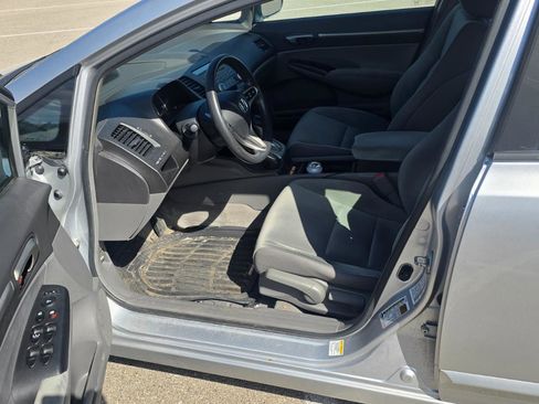 Used 2010 Honda Civic EX image 3