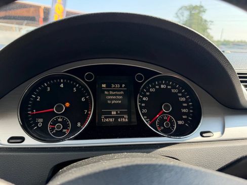 Used 2013 Volkswagen CC R-Line FWD image 19