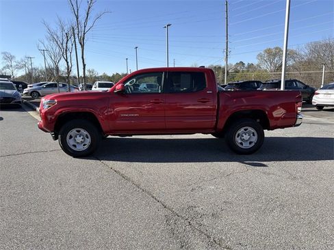 Used 2022 Toyota Tacoma SR5 image 4