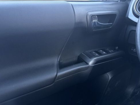 Certified 2023 Toyota Tacoma TRD Sport image 27