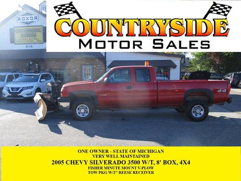 Used 2005 Chevrolet Silverado 3500 4x4 Extended Cab w/ Snow Plow Prep Package image 1