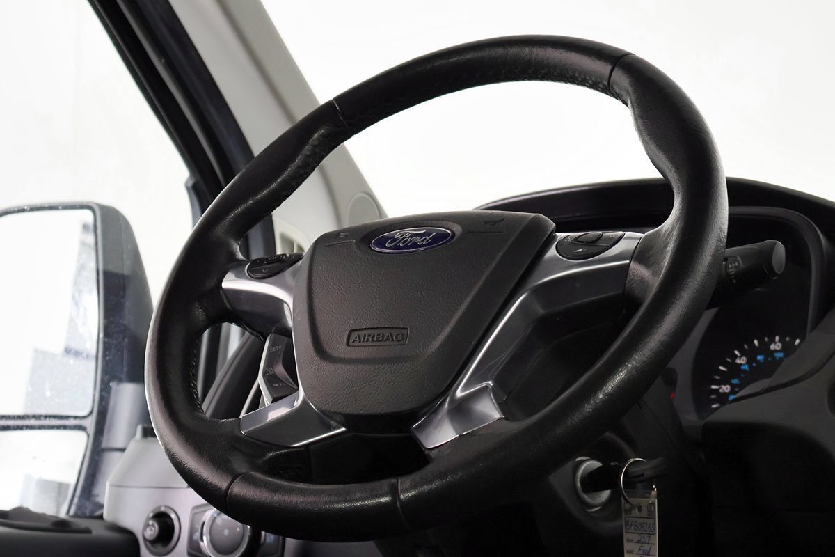 Used 2017 Ford Transit 150 XL RWD image 24