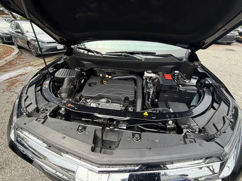 Used 2025 Chevrolet Equinox LT image 29