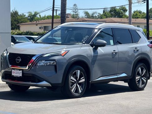 Used 2023 Nissan Rogue Platinum w/ Platinum Premium Package FWD image 9