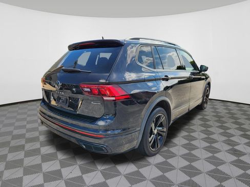 Certified 2023 Volkswagen Tiguan SE R-Line AWD/4WD image 4