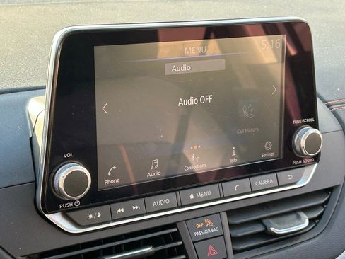 Certified 2022 Nissan Altima 2.5 SR image 6