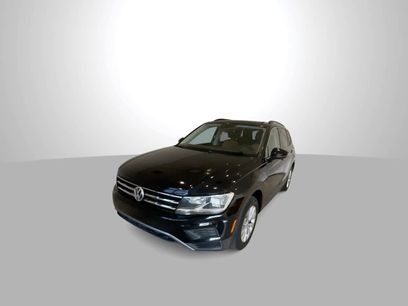 Used 2019 Volkswagen Tiguan SE w/ Panoramic Sunroof Package