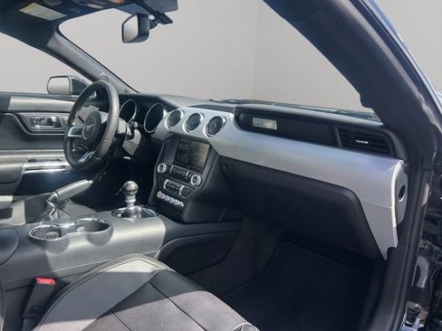 Used 2015 Ford Mustang GT Premium w/ Equipment Group 401A RWD image 28