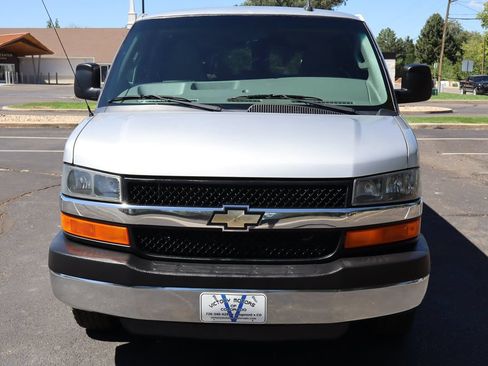 Used 2016 Chevrolet Express 3500 LT w/ LT Preferred Equipment Group RWD image 12