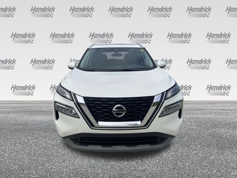 Used 2021 Nissan Rogue SV w/ Premium Package FWD image 3