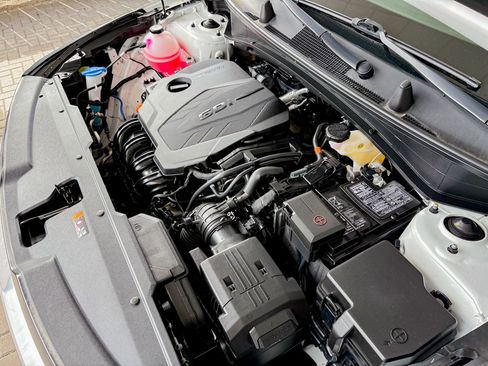 Used 2024 Kia Sportage SX image 38