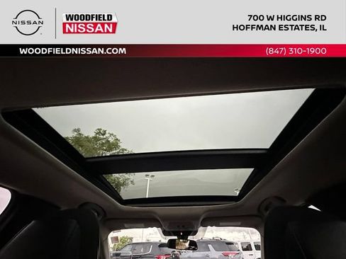 Certified 2025 Nissan Kicks SR w/ SR Premium Package AWD/4WD image 30