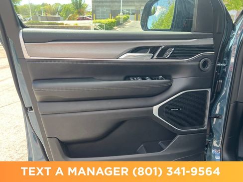 New 2026 Jeep Grand Wagoneer 4WD image 10