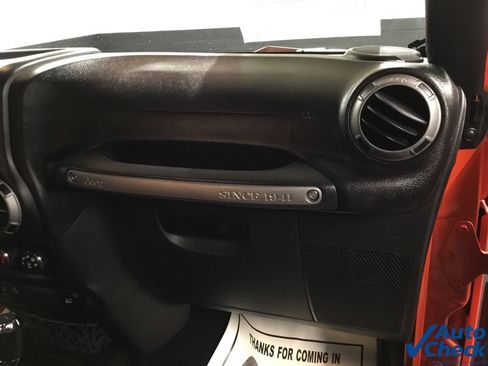 Used 2015 Jeep Wrangler Unlimited Sport w/ Quick Order Package 24S AWD/4WD image 40