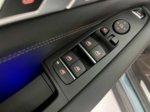 Used 2024 BMW X5 xDrive40i w/ Premium Package image 15