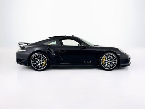 Used 2014 Porsche 911 Turbo S AWD/4WD image 4