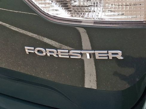 Certified 2024 Subaru Forester Premium AWD/4WD image 32