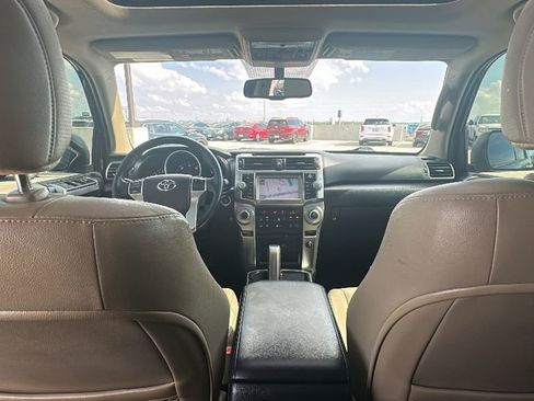 Used 2011 Toyota 4Runner Limited image 30