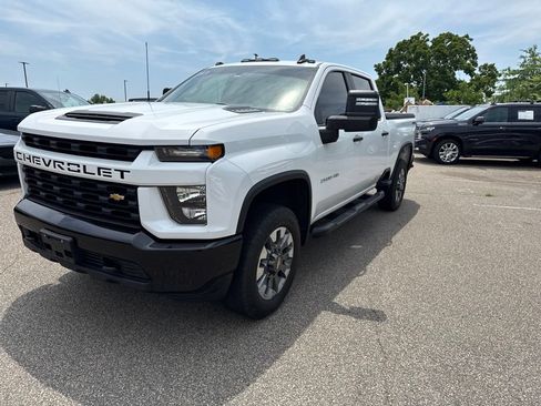 Used 2021 Chevrolet Silverado 2500 Custom w/ Custom Value Package AWD/4WD image 1