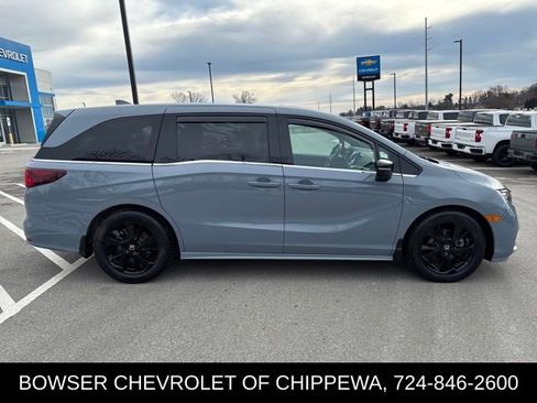 Used 2023 Honda Odyssey Sport image 6