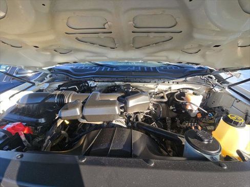 Used 2019 Ford F250 XL w/ Power Equipment Group image 18
