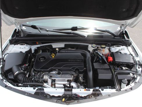 Used 2023 Chevrolet Malibu LT FWD image 8