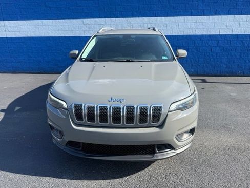 Used 2020 Jeep Cherokee Latitude Plus w/ Cold Weather Group AWD/4WD image 4