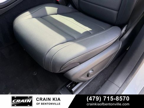 Used 2025 Mercedes-Benz GLE 350 4MATIC image 25