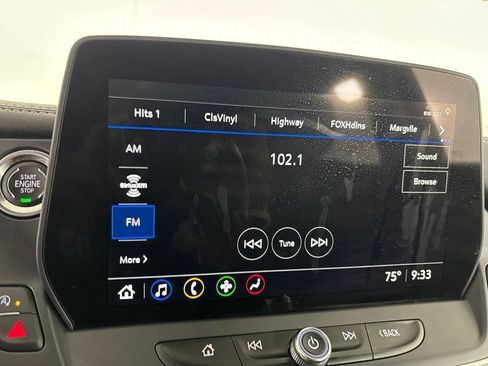 Used 2025 Chevrolet Blazer LT AWD/4WD image 18