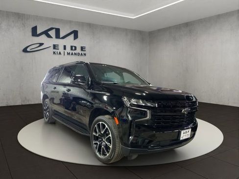 Used 2023 Chevrolet Suburban RST w/ Luxury Package AWD/4WD image 7