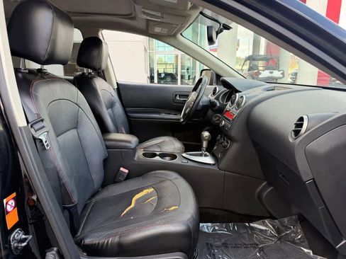 Used 2009 Nissan Rogue SL w/ Leather Pkg image 16
