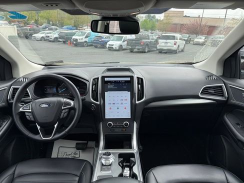 Used 2022 Ford Edge SEL w/ Convenience Package image 13