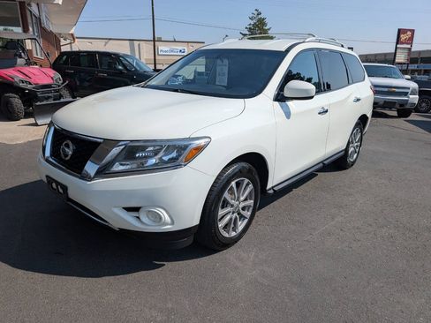 Used 2016 Nissan Pathfinder S AWD/4WD image 3