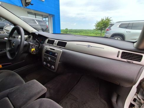 Used 2015 Chevrolet Impala Police FWD image 14
