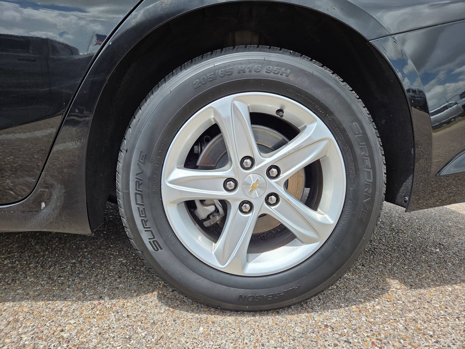 Used 2024 Chevrolet Malibu LT FWD image 9