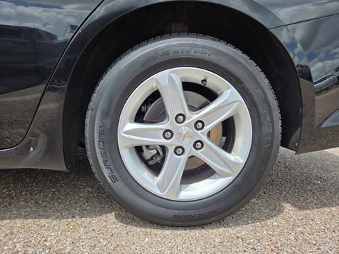 Used 2024 Chevrolet Malibu LT FWD image 9