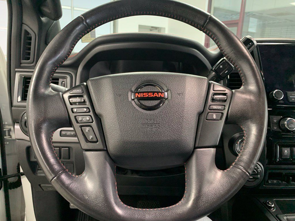 Used 2021 Nissan Titan PRO-4X w/ Pro-4x Convenience Package AWD/4WD image 21
