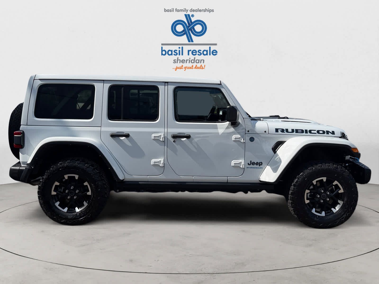 Used 2024 Jeep Wrangler Unlimited Rubicon 4xe AWD/4WD image 8