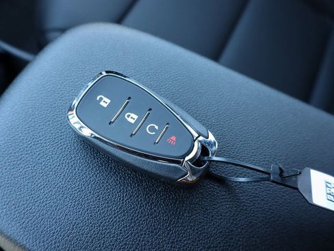 New 2026 Chevrolet Trax RS FWD image 21