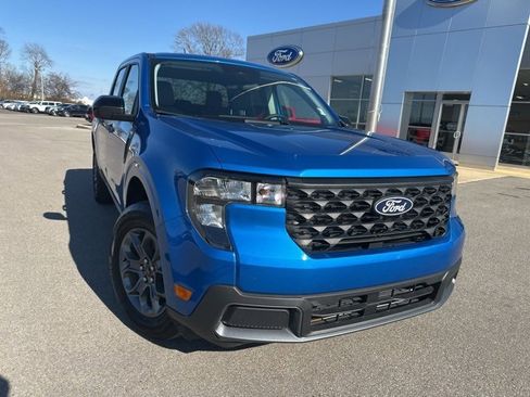 Certified 2025 Ford Maverick XLT w/ XLT Luxury Package image 5