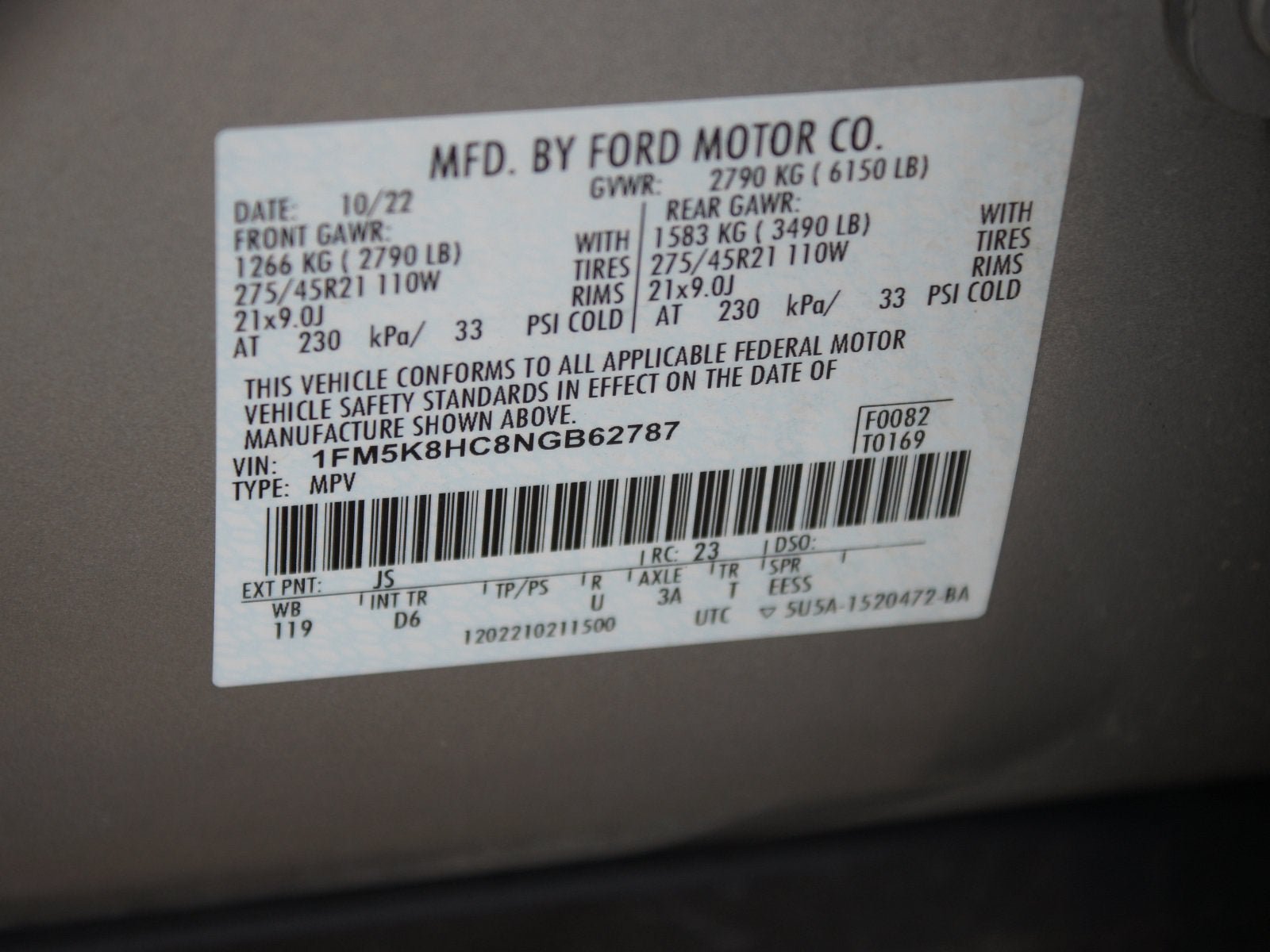 Used 2022 Ford Explorer Platinum w/ Equipment Group 601A AWD/4WD image 29