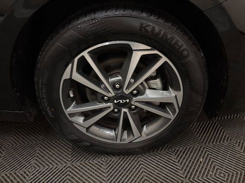 Certified 2024 Kia Forte LXS image 24