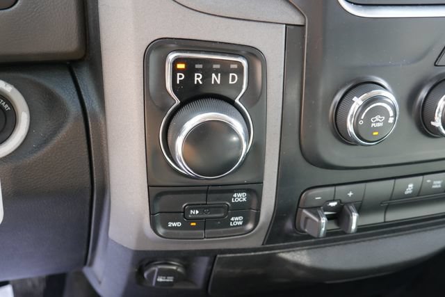 Used 2017 RAM 1500 Express AWD/4WD image 19