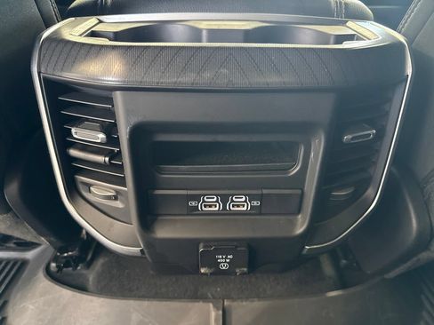 Used 2025 RAM 1500 Big Horn AWD/4WD image 18
