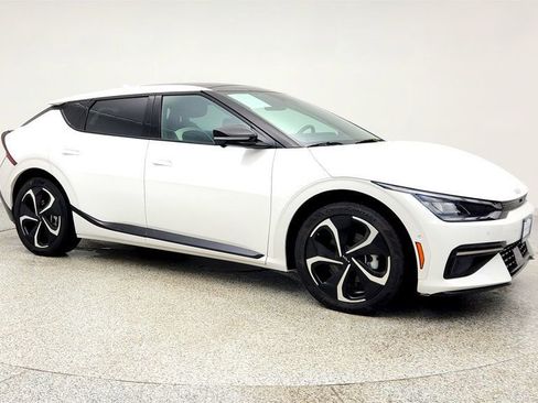 Used 2023 Kia EV6 GT-Line image 3